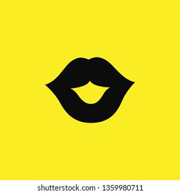 lipstick lips icon vector