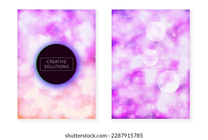 Patrón líquido. Memphis Dots. Volante de verano. Fluido suave violeta. Forma de degradado. Textura moderna. Pancarta redonda. Elementos Multicolor claros. Patrón líquido púrpura