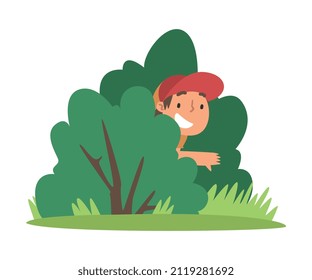 Un niño pequeño en el culo jugando al escondite y busca esconder detrás de la ilustración del vector Bush verde