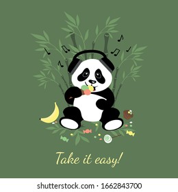 El pequeño y alegre panda escucha música en los auriculares. Panda come helado. Ilustración para niños.