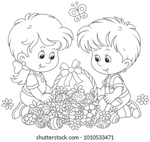 Kleine Kinder mit einem verzierten Osterkorb aus bemalten Eiern und Blumen, eine Schwarz-Weiß-Vektorillustration für ein Farbbuch
