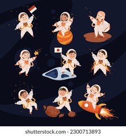 Niños pequeños en ambientes espaciales. Personajes astronautas infantiles soñando con aventuras en la ilustración vectorial del espacio ultraterrestre