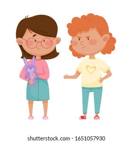 Niña con agresiva expresión facial se va a quitar la liebre de juguete de su agemate vector ilustración