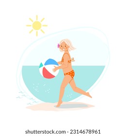 Una niña pequeña con el pelo rubio en bañador de playa recorre la arena cerca de la orilla del mar con una bola inflable brillante en sus manos. Cuidada ilustración vectorial de las vacaciones familiares de verano con niños en el mar.