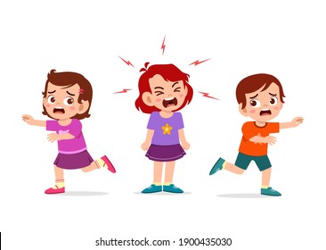 little girl cry and scream so loud and make her friend run
