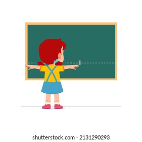 little girl measure width using hand stretch