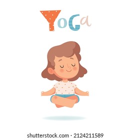 Niña pequeña y feliz está haciendo yoga y livitas. El niño sostiene una pose de yoga. El concepto de actividades alternativas para niños y adolescentes es una buena forma de promover la salud