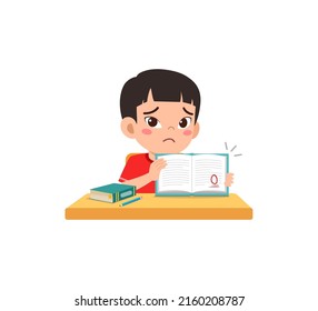 little kid get bad grade and feel sad