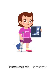 little kid got accident and got bone fracture