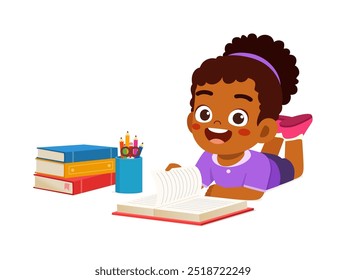 garotinho lendo um livro deitado de barriga no chão
