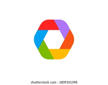 Un logo para cualquier cosa. Polígono redondeado. Ilustración colorida