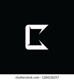 logo C black background