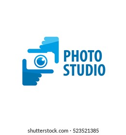 logo camera the photographer