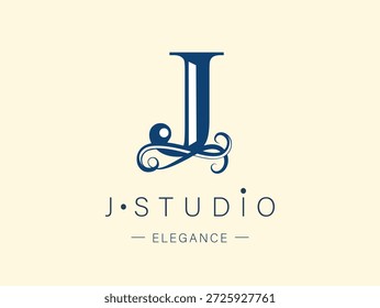 Logotipo, letra mayúscula J. Monograma de botánico minimalista, inicial. con Elementos de plantas orgánicas. Diseño de Vector. salón de belleza. para estudio de tatuaje