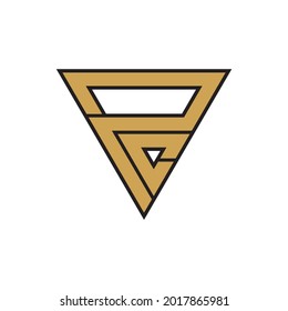 Das Logo ist eine Kombination aus dem Buchstaben P und dem Buchstaben C mit einer dreieckigen Grundform im Stil eines Monogrammlogos