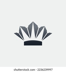 El logo es la pluma de la corona. Único y elegante.