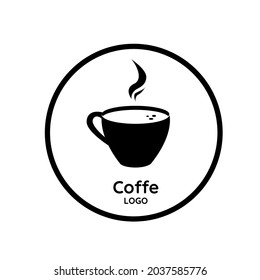 Logo de una taza de café, té en un fondo aislado. Diseño para ícono, pancarta, afiche, postal, café, restaurante. Ilustración vectorial plana