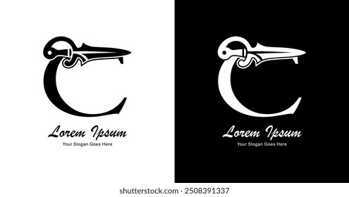 Diseño de logotipo en forma de C combinado con una espada