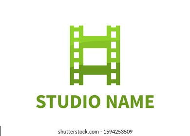 logo design of studio. icon for cinema or movie event or company base in digital technology for recording