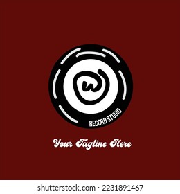 A logo in the form of a gramophone record, for the music industry in the recording sector