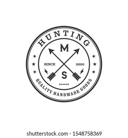 logo for hunting with arrow elements, outdoor logo with vintage emblem style