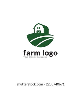 Logo con la imagen del campo para granjas. Ilustración del vector