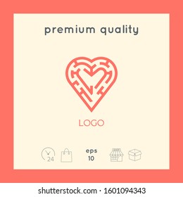 Logo - a labyrinth in the heart - a symbol of the search for love, solving problems in relationships, happiness.