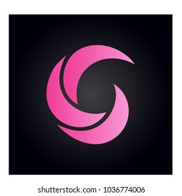 logo letter c
