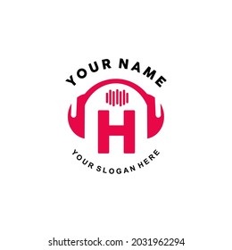 logo letter H music. vector illustration of letter H and headset icon with tone graphic. suitable for application logos, music studios, music industry and others