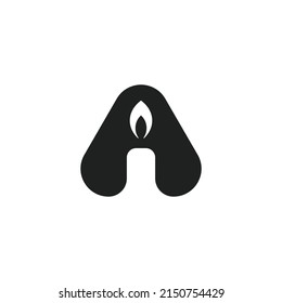 Letra A o triángulo del logotipo con una vela quemante. Combinación de iconos vectoriales de diseño de letras alfabéticas con objetos. Ideas creativas para simples ilustraciones de logo.