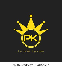 Logo letters P and  yellow crowned. Crown logotype design template on black background