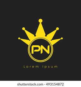 Logo letters P and  yellow crowned. Crown logotype design template on black background