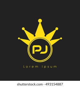 Logo letters P and  yellow crowned. Crown logotype design template on black background