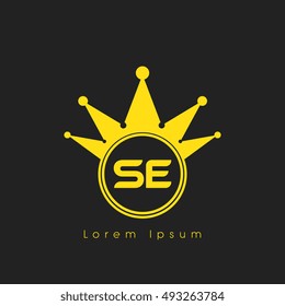 Logo letters S and E yellow crowned. Crown logotype design template on black background