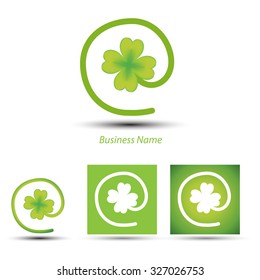 logo lucky clover web