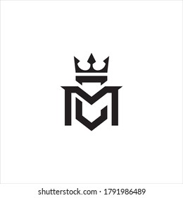 logo MC or CM with crown icon vector.