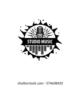 logo music studio