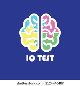 un logotipo con un concepto de rompecabezas y cerebro