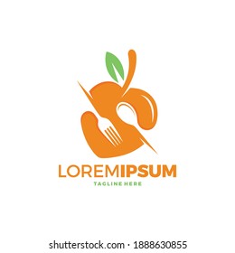 Restaurante de logotipos con cubiertos, ilustración de la cuchara y el vector de horquilla
