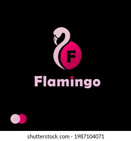 El logo del flamingo rosa