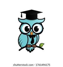 logo smart owl graduation akademic. illutration owl  smart akademic