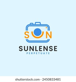 Logotipo para lentes de sol Perpetuate, con un diseño elegante con Elementos de sol y lentes de cámara.