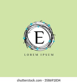 LOgo template representing wreath and the letter E