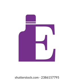 Das Logo dieses Eldeberry Fruchtgetränks hat eine visuelle Botschaft in The Shape of a drink flasche, die mit dem Buchstaben "E" kombiniert wird, der aus dem Wort Eldeberry absorbiert wird. 