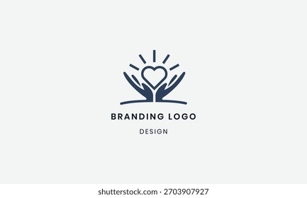 Logo de dos manos sosteniendo un corazón de luz solar