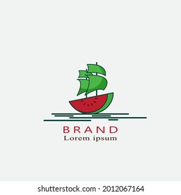 Logo con sandía y tema del barco. Logo único y simple para una marca y un producto. Logo único del barco hecho de sandía
