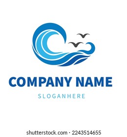 Logo de las olas en la playa y los pájaros voladores

