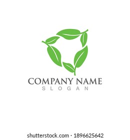 Logos von grünen Baumblätterökologie, Naturelement Vektorgrafik