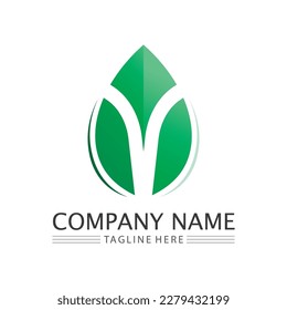 Logos von grünen Baumblätterökologie, Naturelement Vektorgrafik
