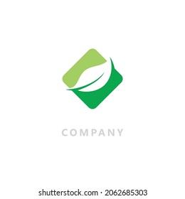Logotipos del vector de la naturaleza de la hoja de árbol verde